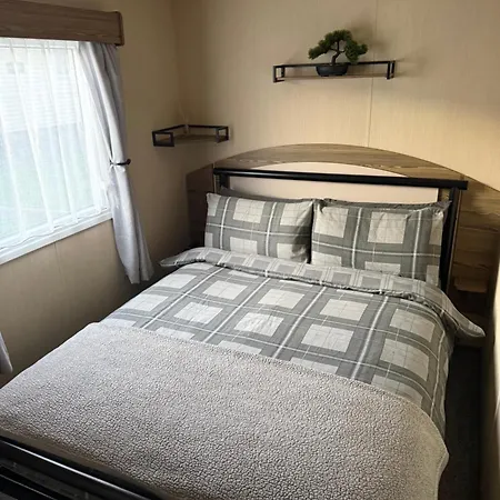 Primrose Valley - 25a Pine Ridge *